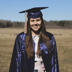 Meet your Posher, Felicia